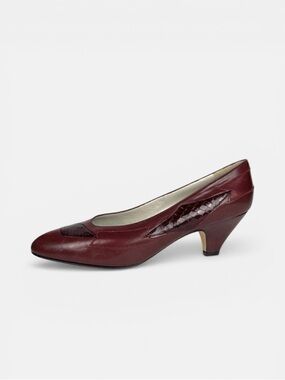 NWOB GALO Italy Classic Leather Burgundy Heels Pumps Shoes size 39 1/2 US 8,5